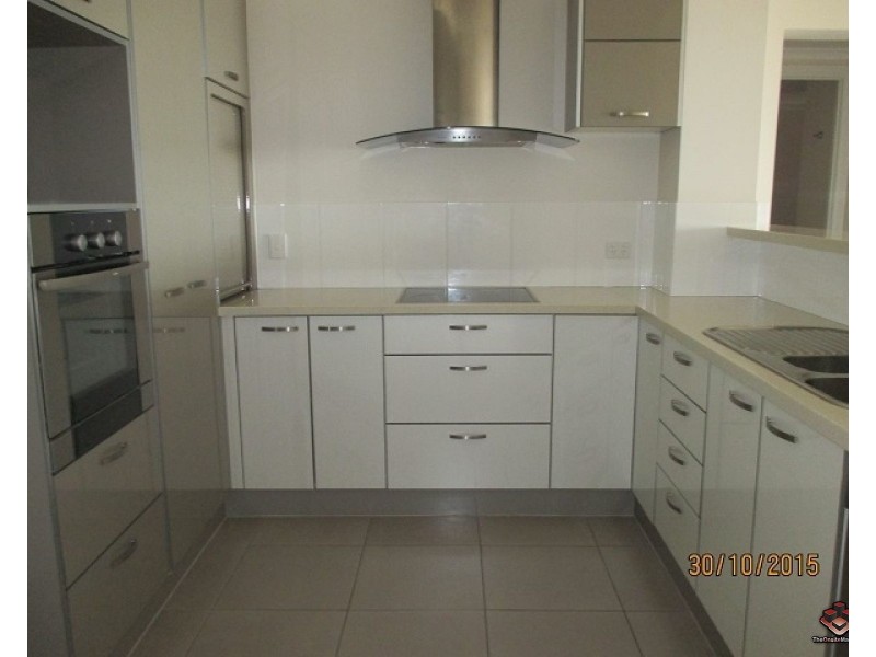 76/42 Warburton Street, North Ward QLD 4810