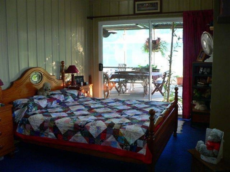 236 Maude Hill Road, Deepwater QLD 4674