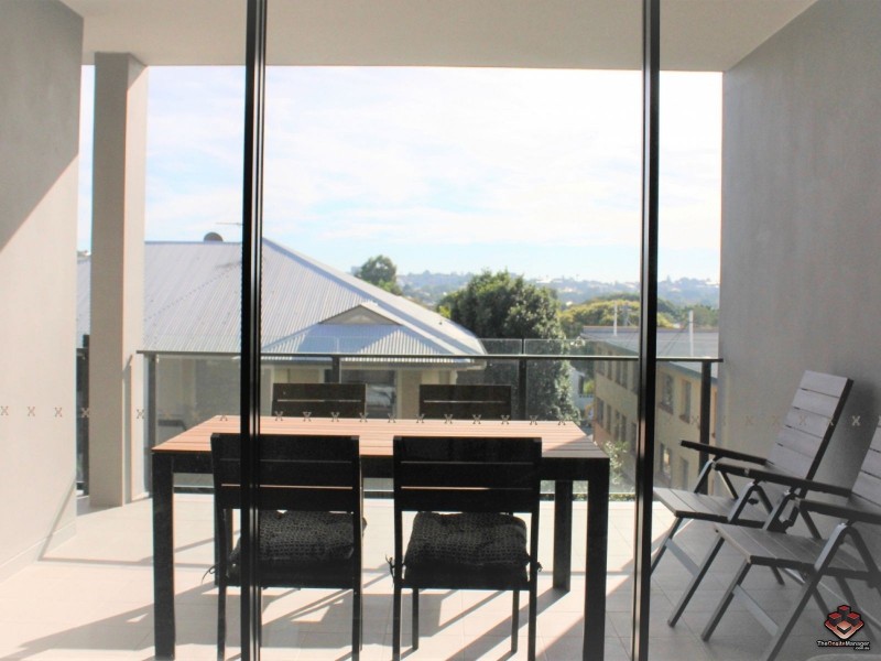 52 Grantson Street, Windsor QLD 4030