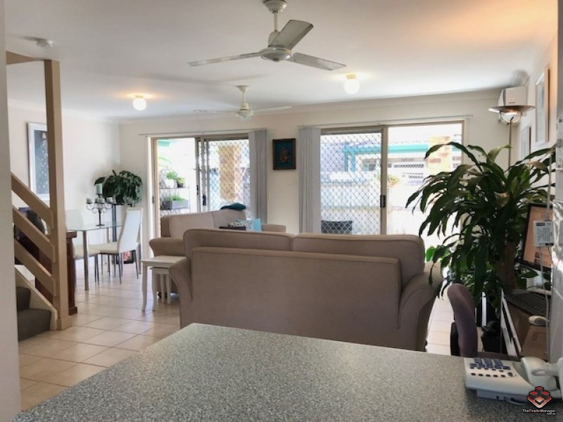 53 / 220 Christine Avenue, Burleigh Waters QLD 4220