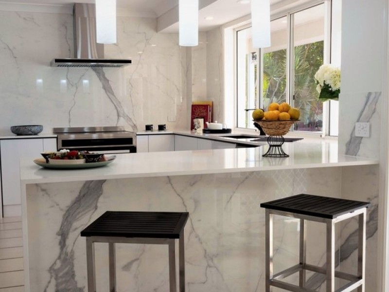 15 Clipper Boulevard, Clear Island Waters QLD 4226