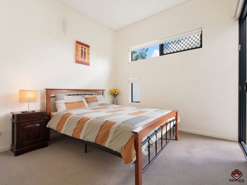 38 Brougham Street, Fairfield QLD 4103