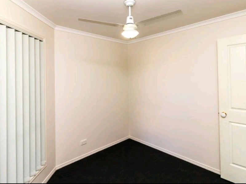 27 Archer Drive, Point Vernon QLD 4655