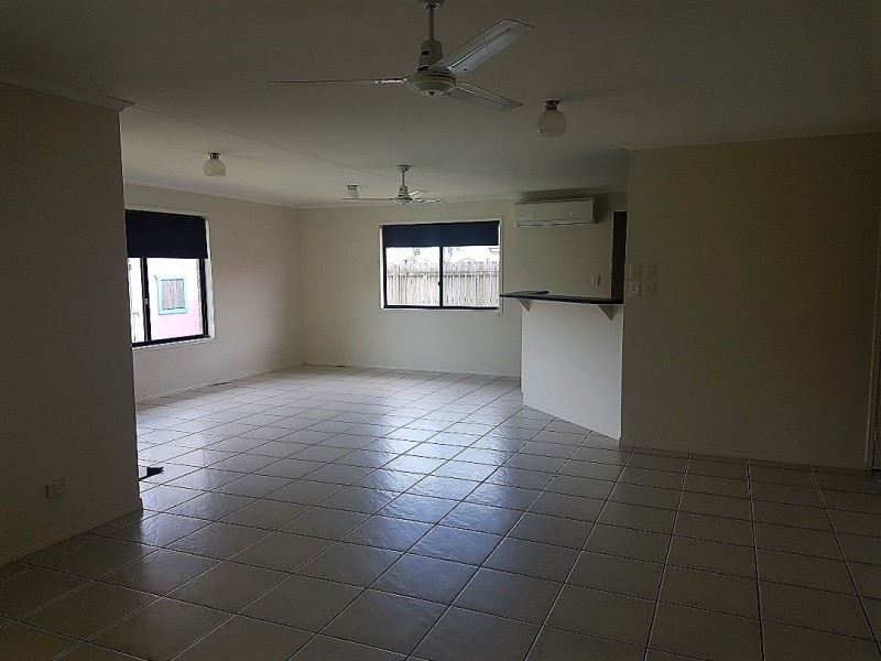 27 Archer Drive, Point Vernon QLD 4655