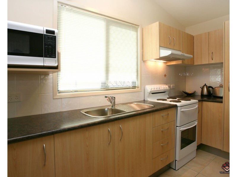 10 Holmead Road, Eight Mile Plains QLD 4113