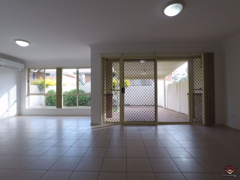 56 Wright Street, Carindale QLD 4152