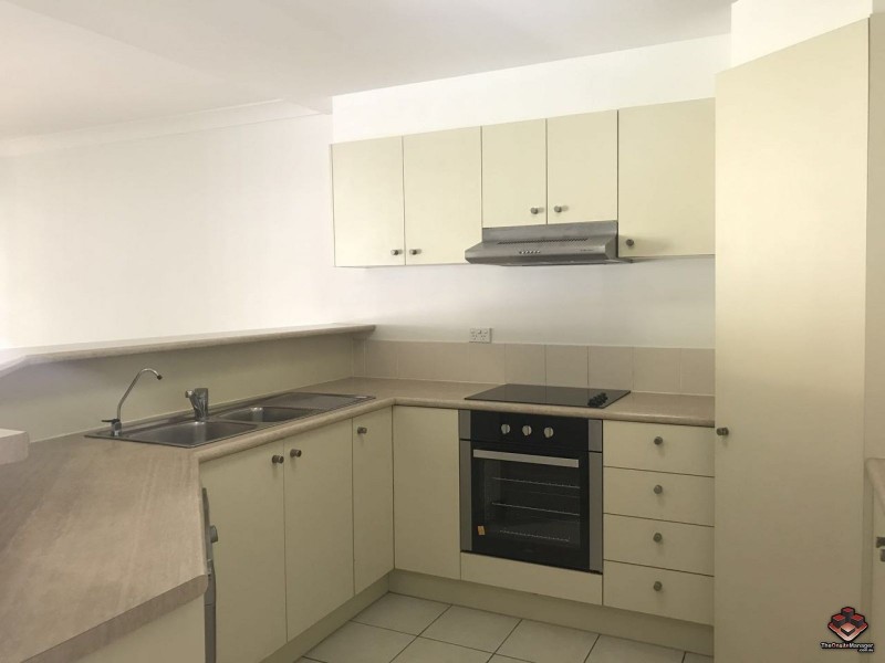 56 Wright Street, Carindale QLD 4152