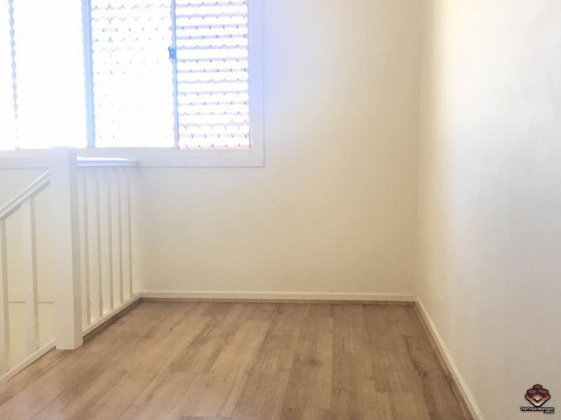 56 Wright Street, Carindale QLD 4152