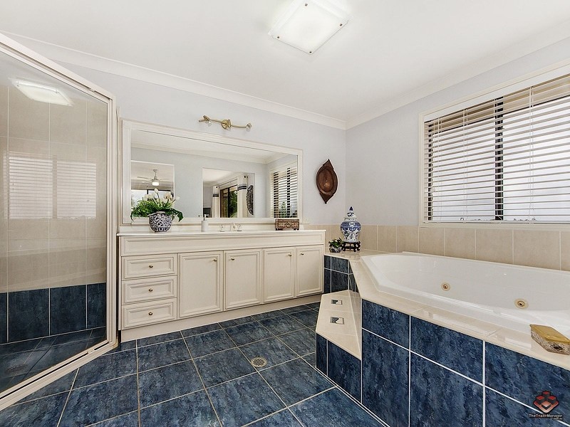 54 Billinghurst Crescent, Upper Coomera QLD 4209