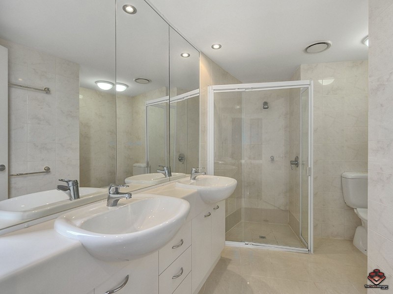 321 Main Street, Kangaroo Point QLD 4169