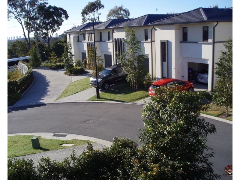 2 Bourton Road, Merrimac QLD 4226