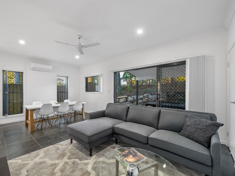 2/36 Bunya Road, Everton Hills QLD 4053