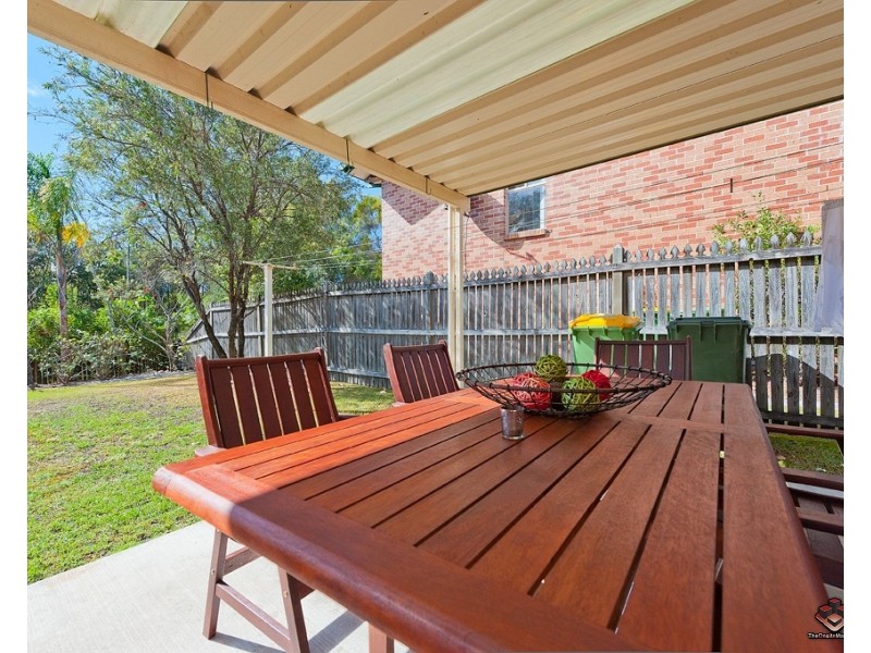 75 Brown Street, Labrador QLD 4215