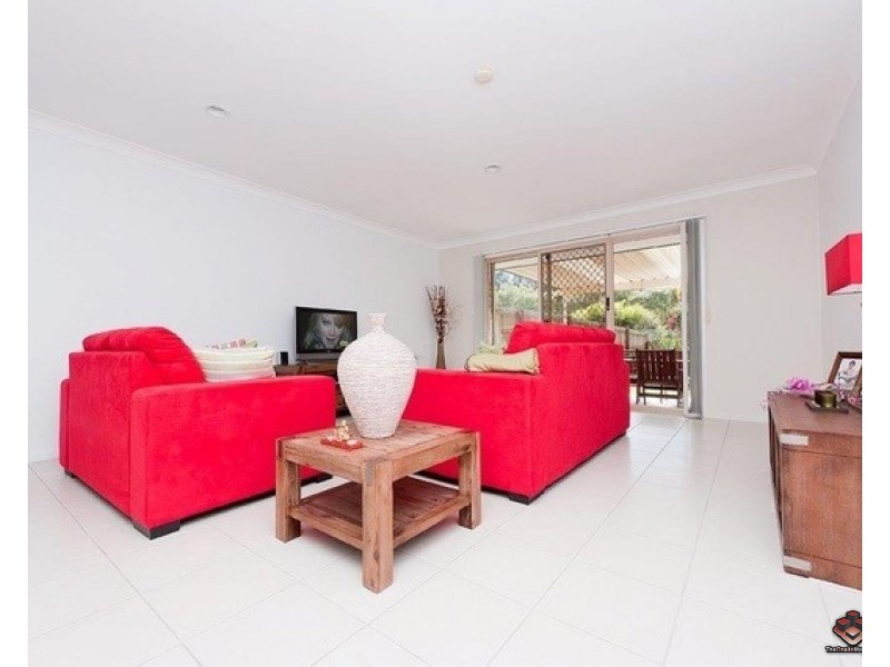 75 Brown Street, Labrador QLD 4215