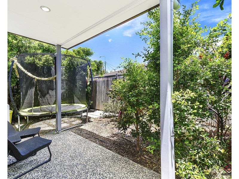 177 Central Street, Labrador QLD 4215
