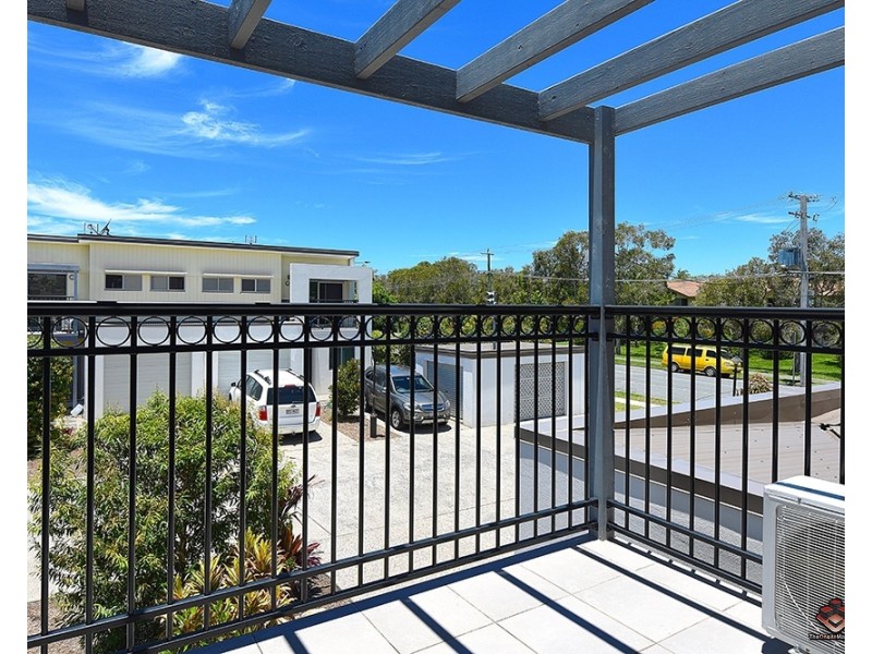 177 Central Street, Labrador QLD 4215