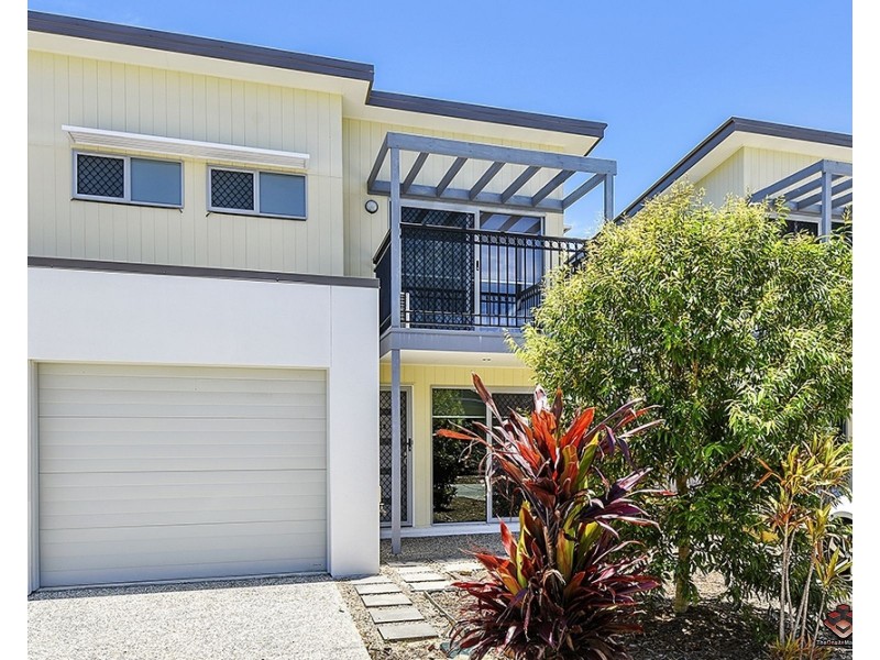 177 Central Street, Labrador QLD 4215