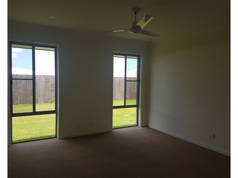 31 O`Connell Parade, Urraween QLD 4655