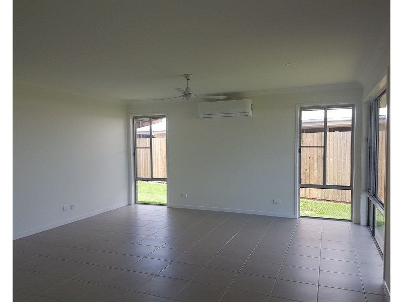 31 O`Connell Parade, Urraween QLD 4655