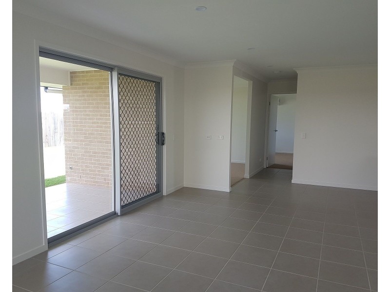 31 O`Connell Parade, Urraween QLD 4655