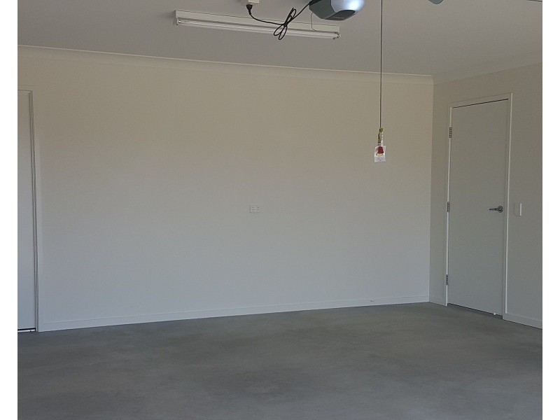 31 O`Connell Parade, Urraween QLD 4655