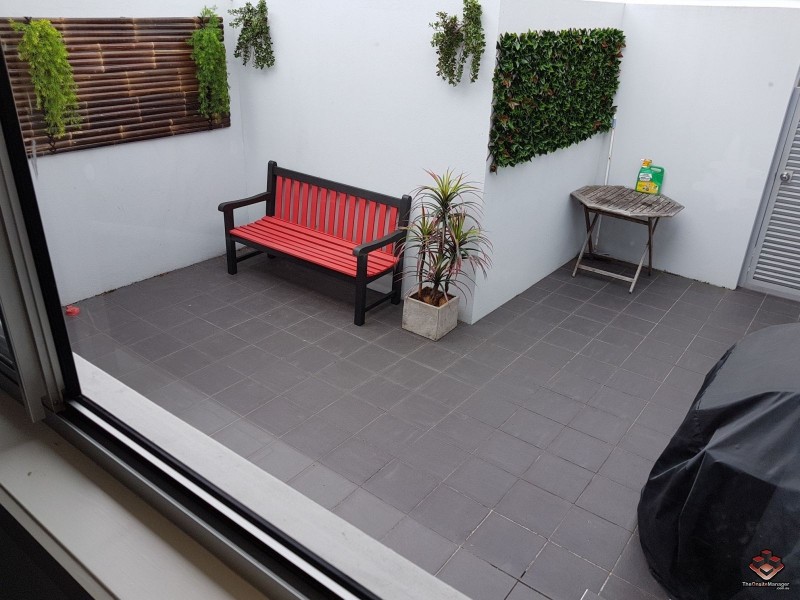 80 Falconer Street, Southport QLD 4215