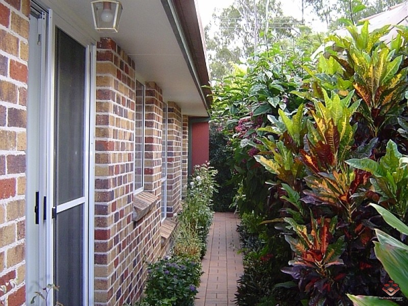12 McKenzie Place, Forest Lake QLD 4078