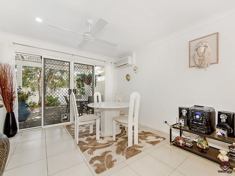 21/100 Cotlew Street East, Southport QLD 4215