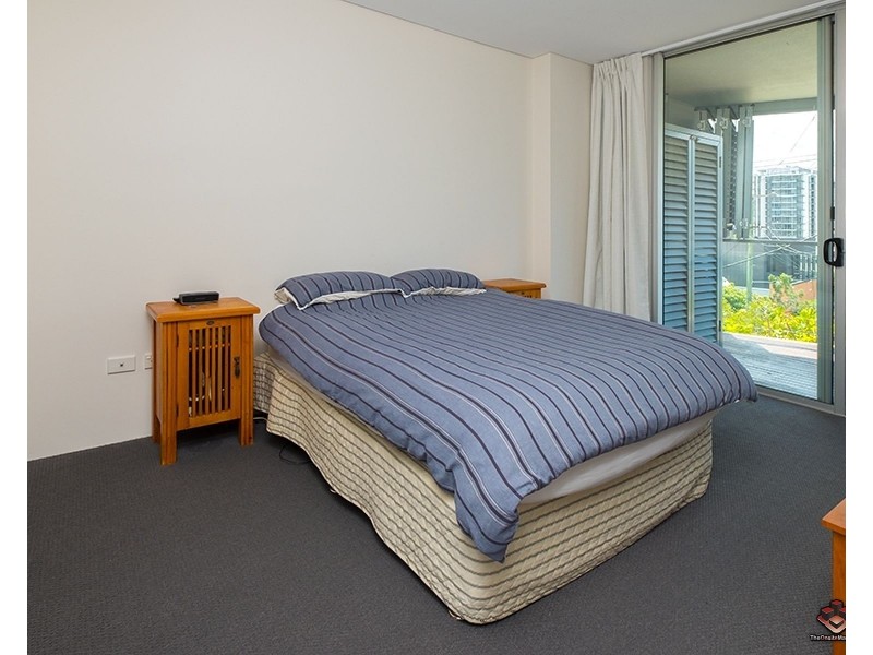 9, 45 Doggett Street, Teneriffe QLD 4005