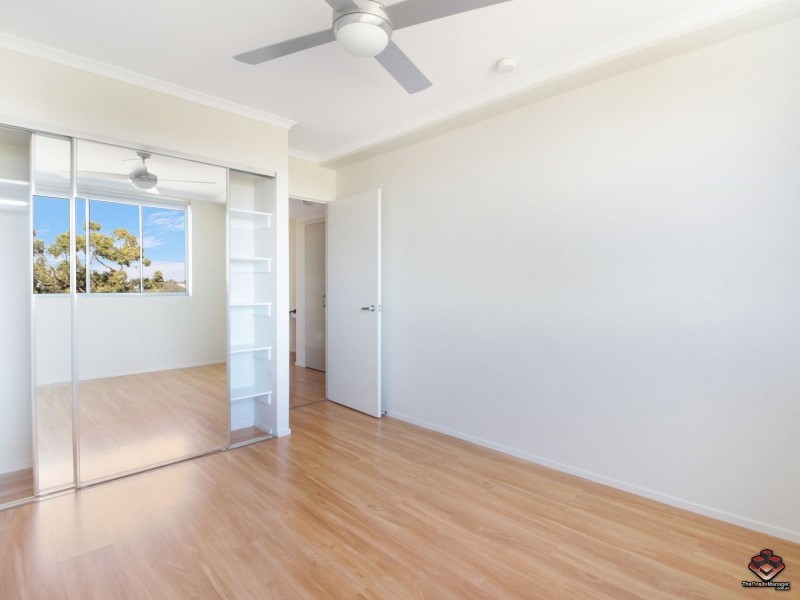 66 Slobodian Avenue, Eight Mile Plains QLD 4113