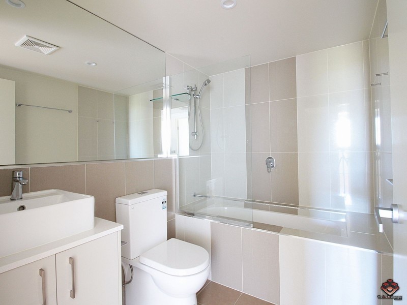 66 Slobodian Avenue, Eight Mile Plains QLD 4113