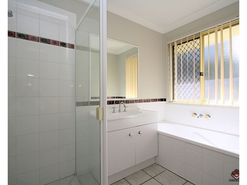 2 Tallowood Way, Sunnybank Hills QLD 4109