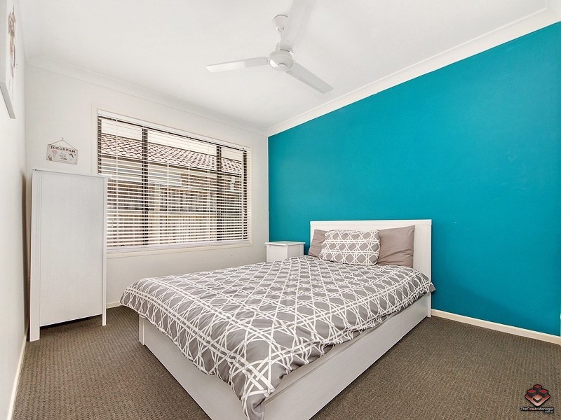 8 Lowe Court, Maudsland QLD 4210