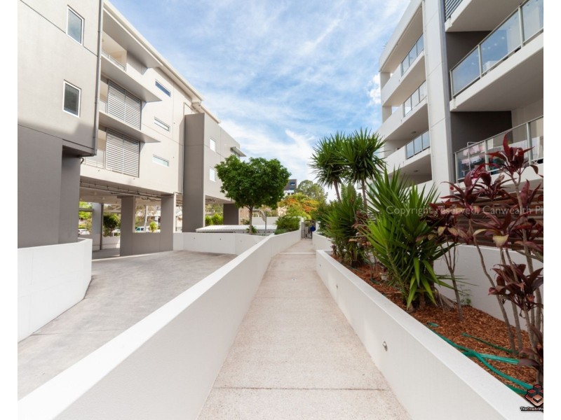 24 Allwood Street, Indooroopilly QLD 4068