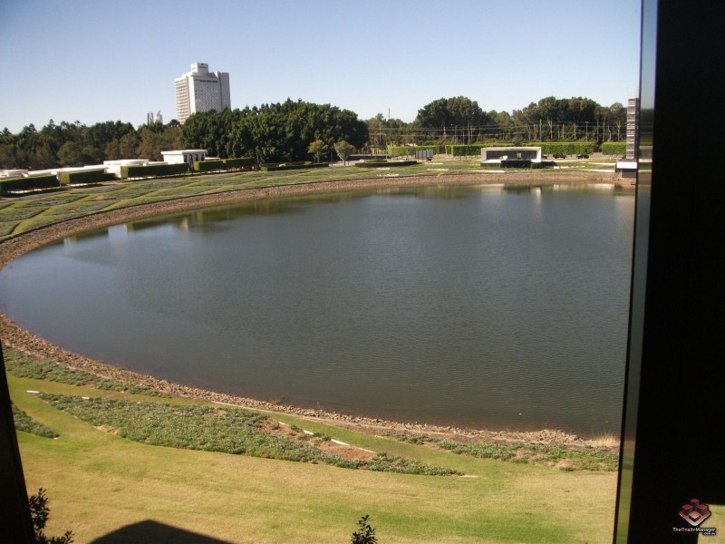 1 Marina Drive, Benowa QLD 4217