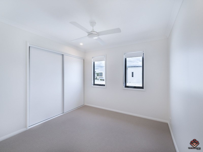 23 Mayfair Lane, Hope Island QLD 4212