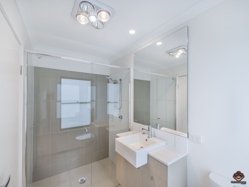 23 Mayfair Lane, Hope Island QLD 4212