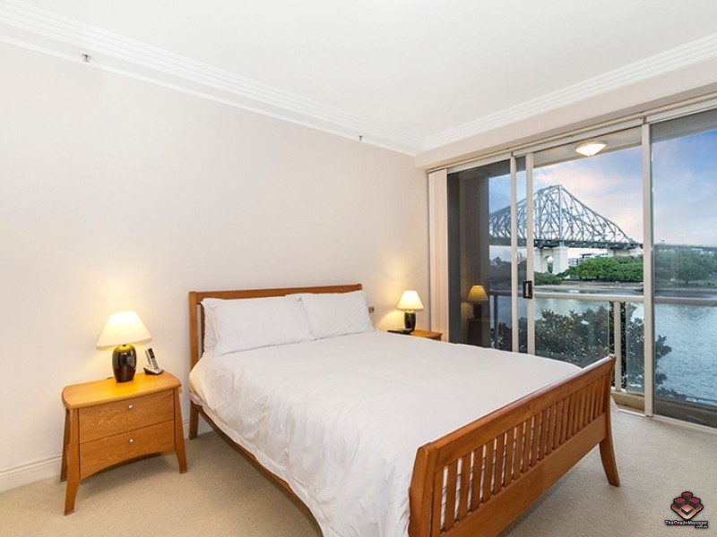 32 Macrossan Street, Brisbane City QLD 4000