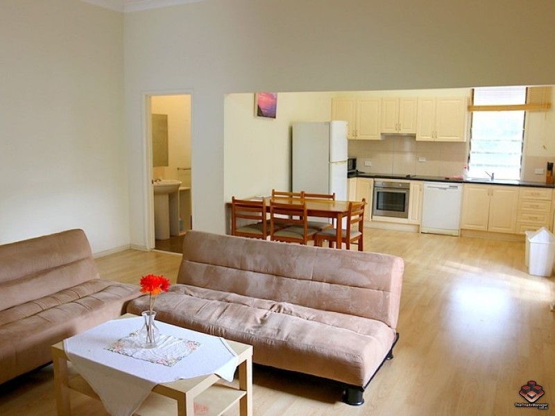 15 Chorlton Street, East Brisbane QLD 4169