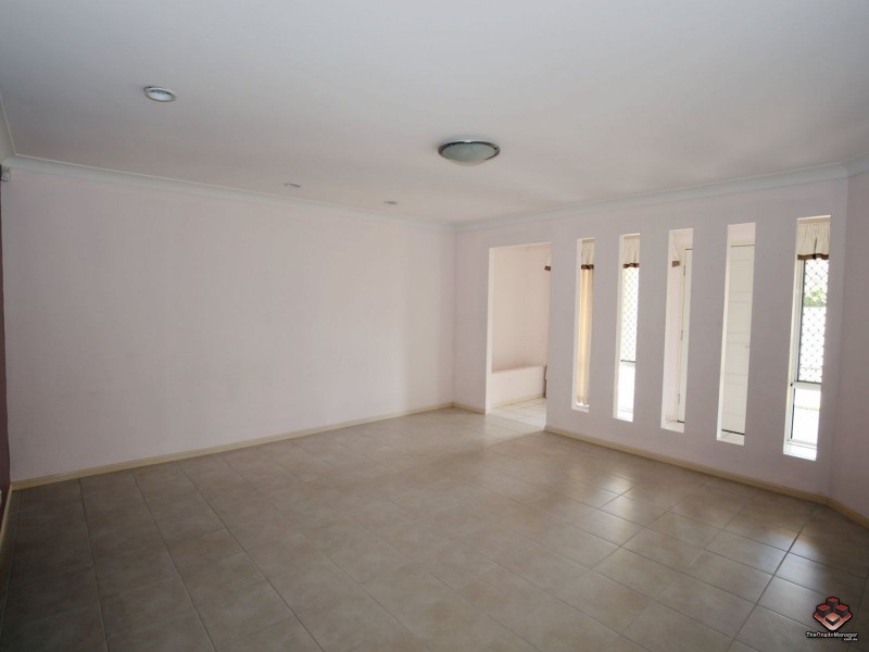 3 Lacebark Street, Stretton QLD 4116