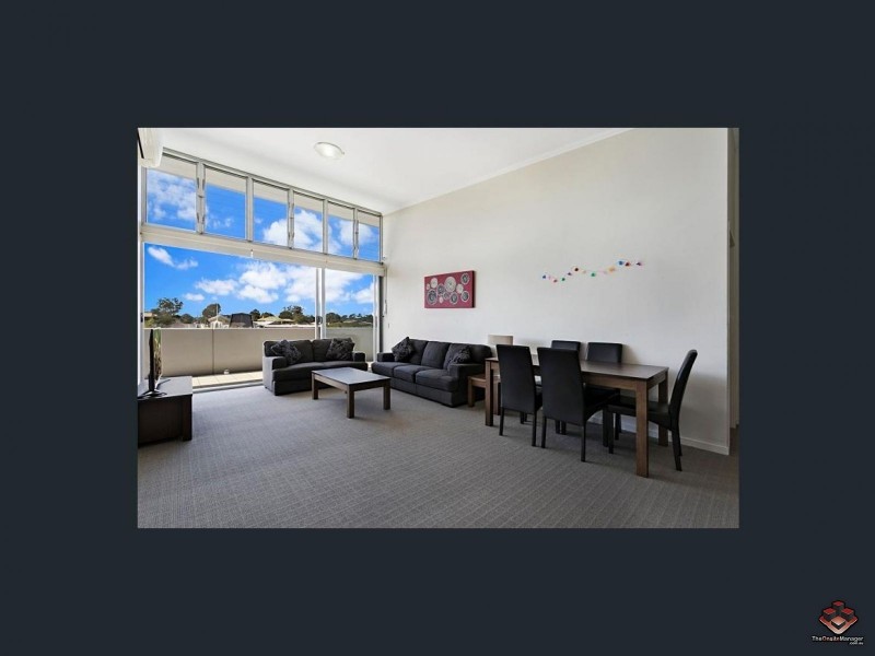 95 Clarence Road, Indooroopilly QLD 4068