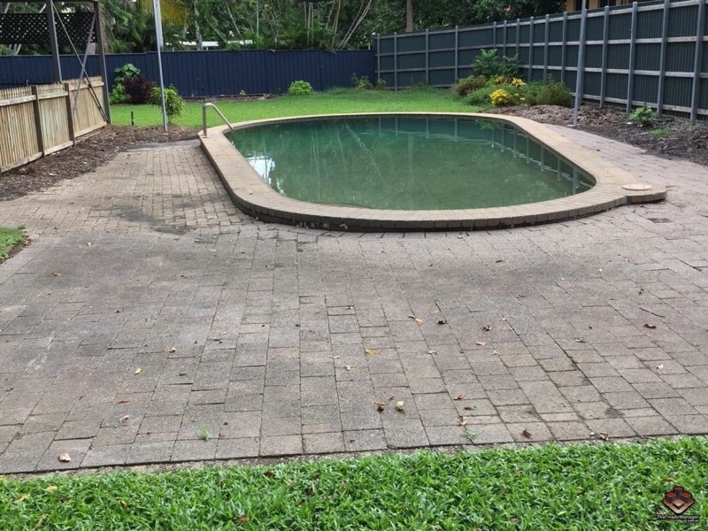 40-42 Moody Street, Manoora QLD 4870