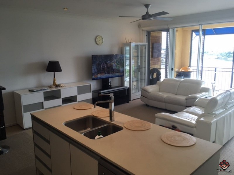 3030 The Boulevard, Carrara QLD 4211