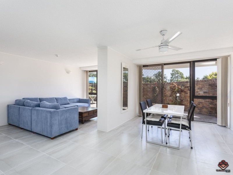 54 Hooker Boulevard, Mermaid Waters QLD 4218