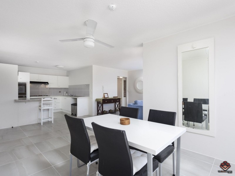 54 Hooker Boulevard, Mermaid Waters QLD 4218