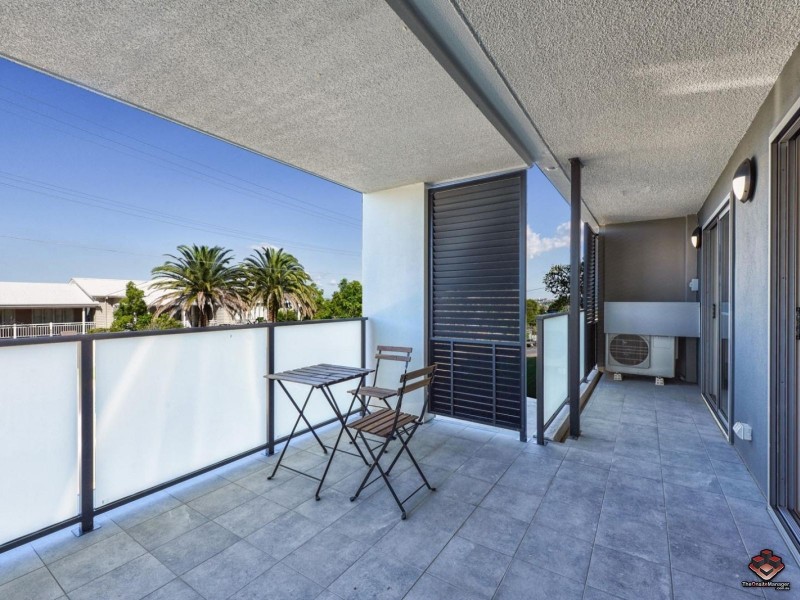 6 Southerden Avenue, Grange QLD 4051