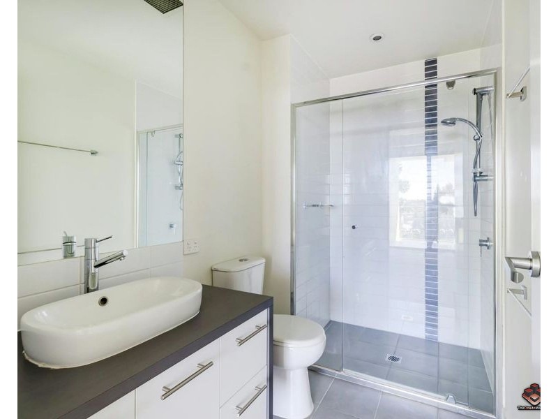 2 Riverwalk Avenue, Robina QLD 4226