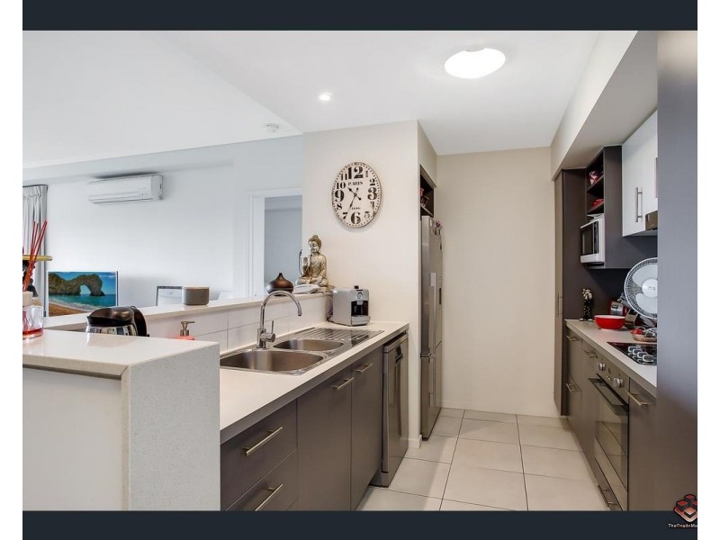 2 Riverwalk Avenue, Robina QLD 4226