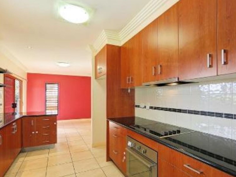 25 Ward Street, Maryborough QLD 4650