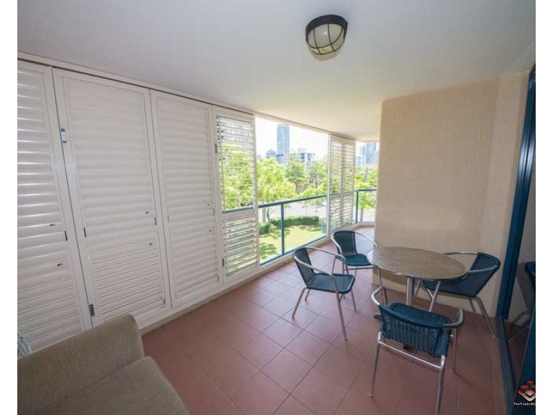 45 Deakin Street, Kangaroo Point QLD 4169